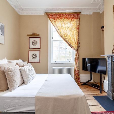The New Cross Premier Rooms ロンドン エクステリア 写真