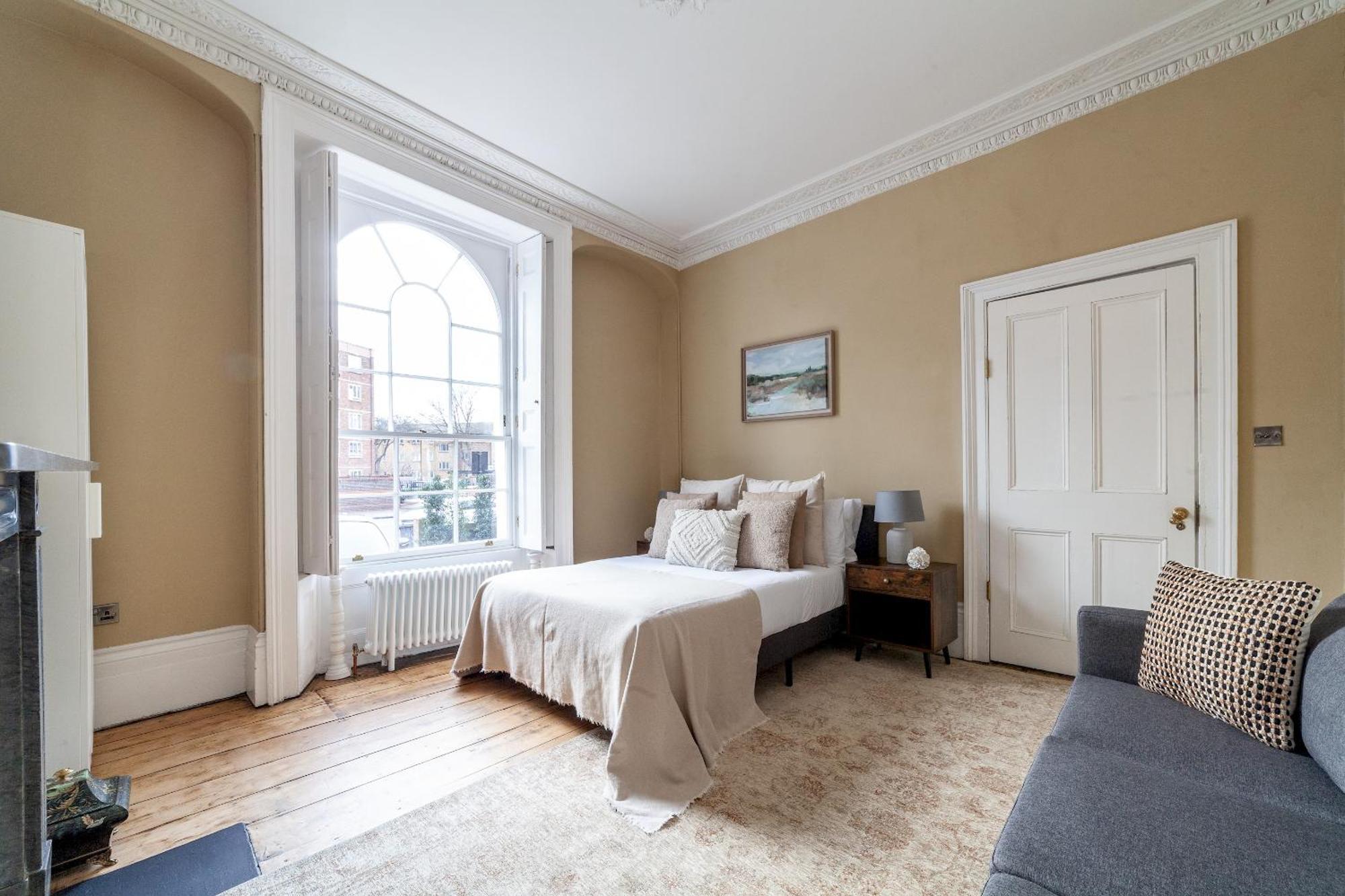 The New Cross Premier Rooms ロンドン エクステリア 写真